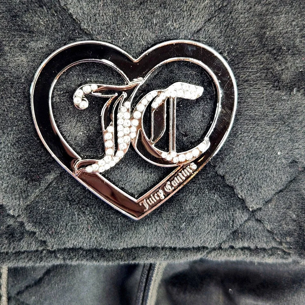Juicy Couture Quilted Velour 2-n-1 Backpack Liquorice Black Heart Logo 11JCDS8MX